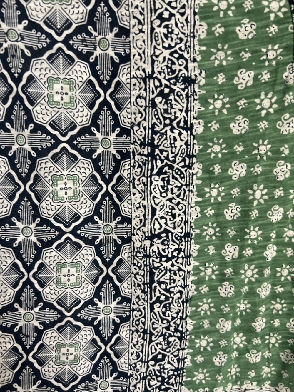 Lucky Brand Black & Green Printed Short Sleeve Tunic - Picture 3 of 6